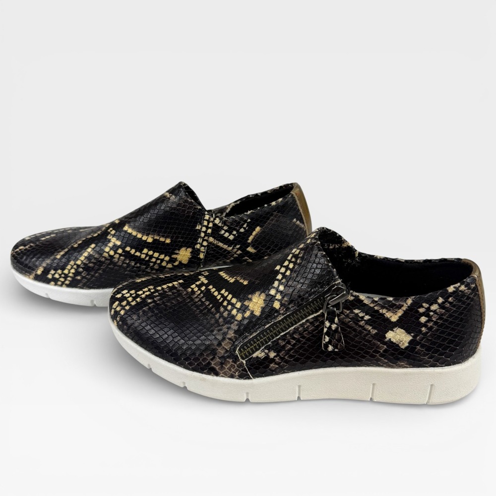 JOHNSTON & MURPHY‎ Tracy Snake Print Slip On Casual Flat Shoes Womens Size 6M - Picture 8 of 12